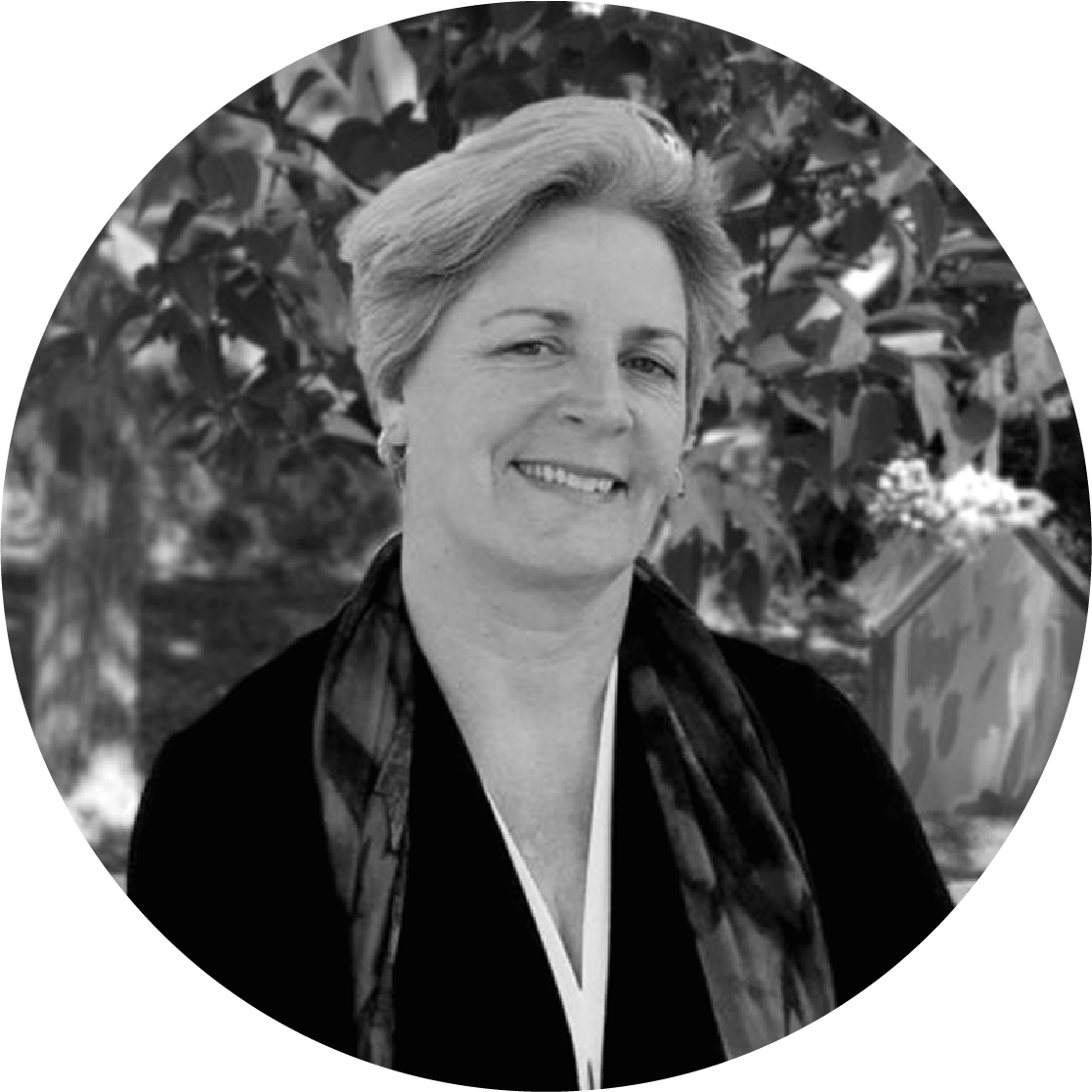Suzanne Humphries, MD Dr. Humphries is a conventionally educated